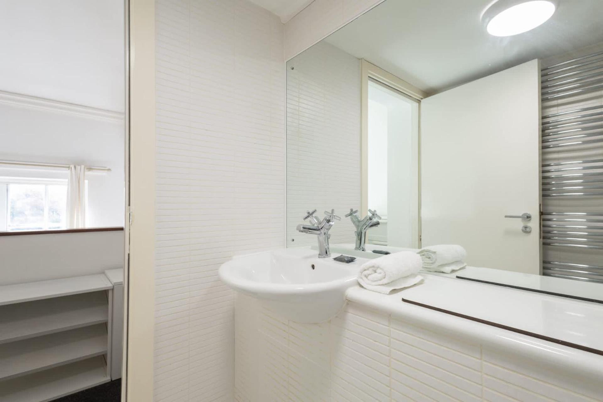 Host & Stay - City Hall View Sheffield Bagian luar foto